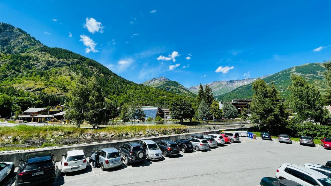 Appartamento Smith Roero - Affitti Brevi Italia Bardonecchia Exterior foto
