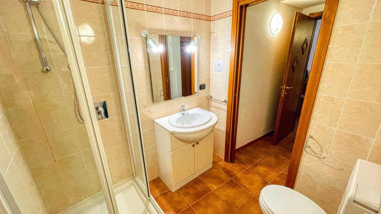 Appartamento Smith Roero - Affitti Brevi Italia Bardonecchia Exterior foto