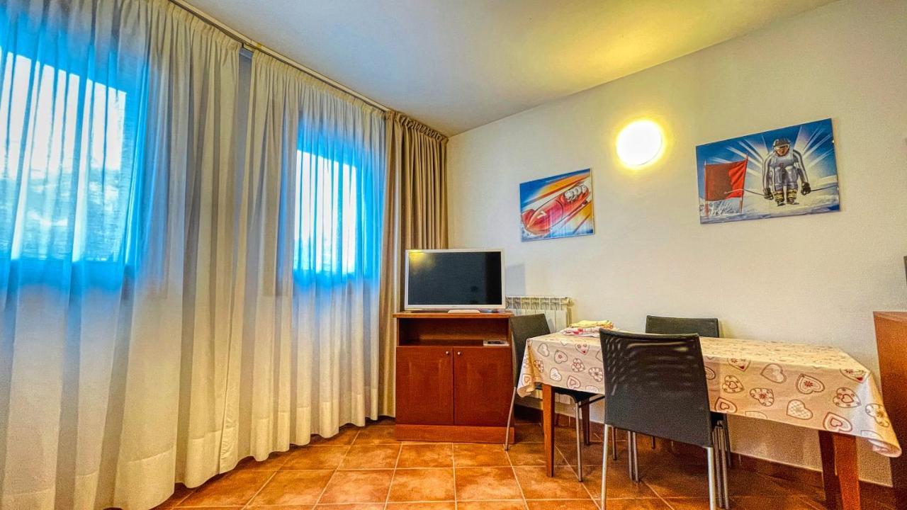 Appartamento Smith Roero - Affitti Brevi Italia Bardonecchia Exterior foto