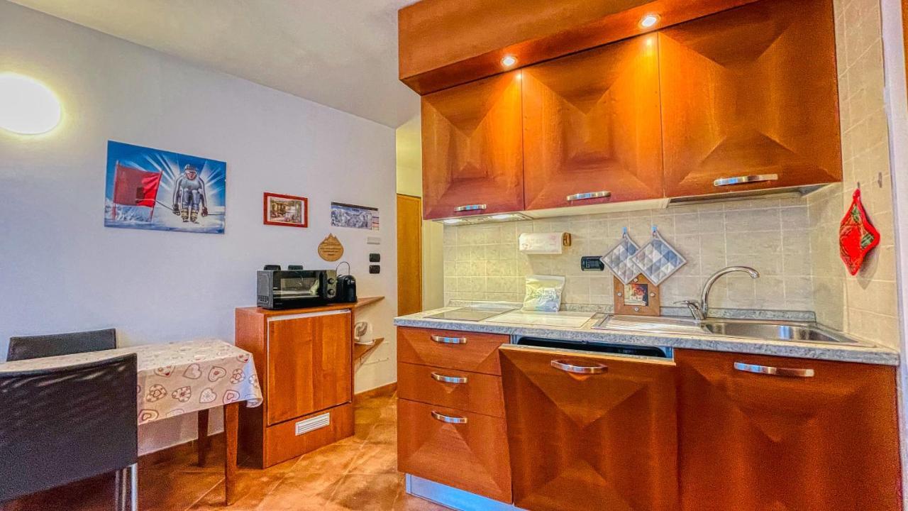 Appartamento Smith Roero - Affitti Brevi Italia Bardonecchia Exterior foto
